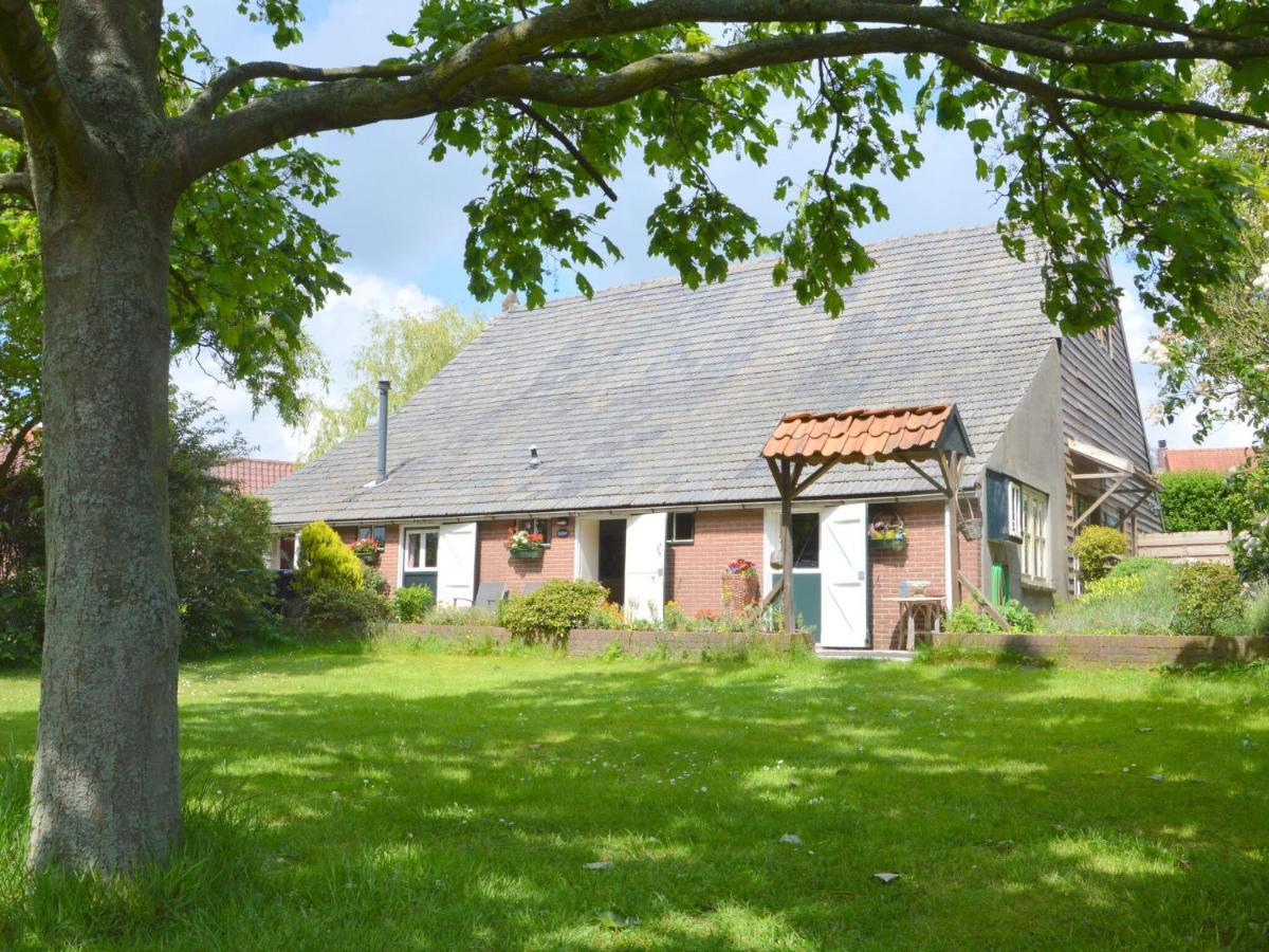 Cozy Holiday Home In Bergen Op Zoom With Garden Kültér fotó