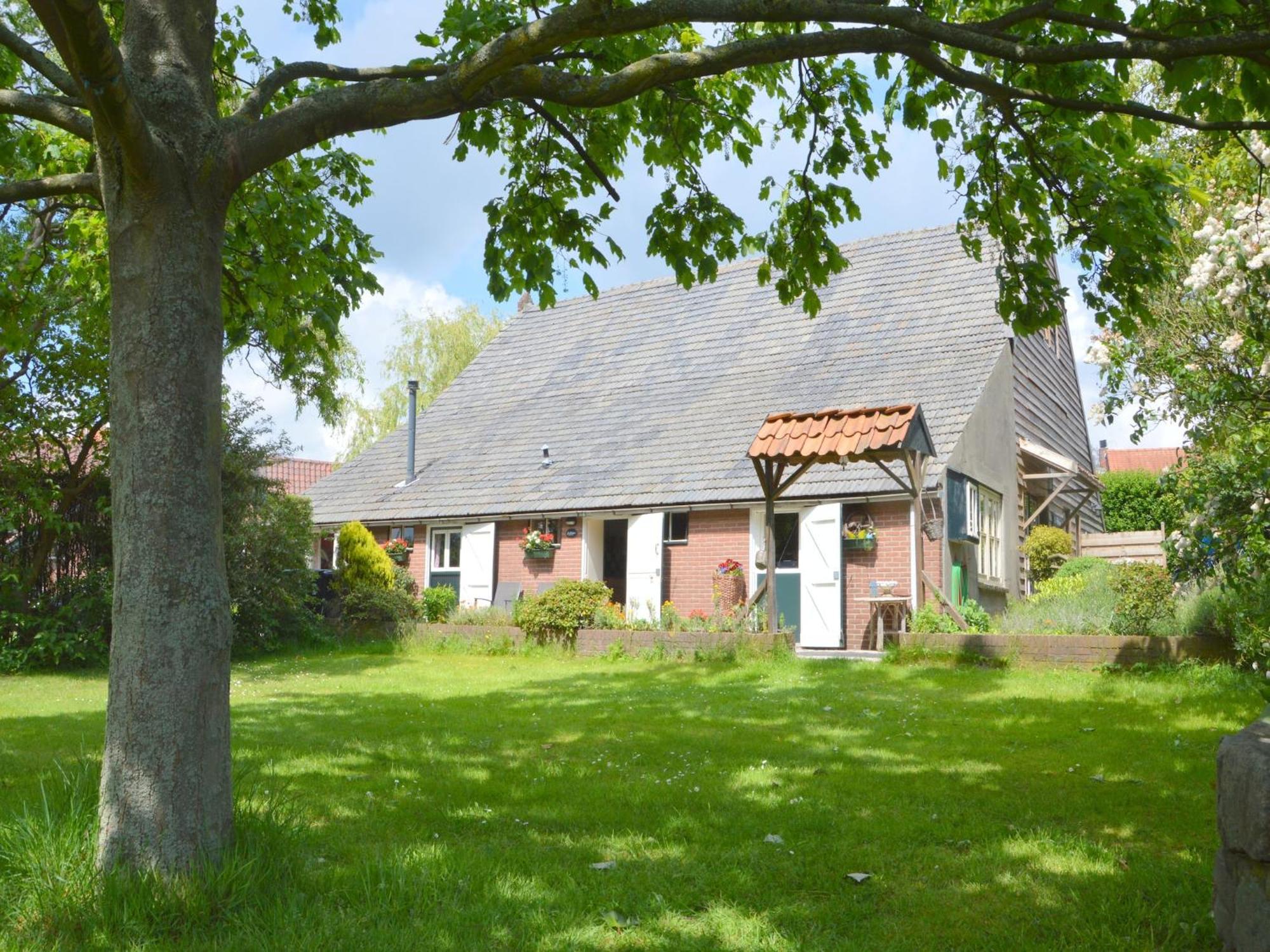 Cozy Holiday Home In Bergen Op Zoom With Garden Kültér fotó